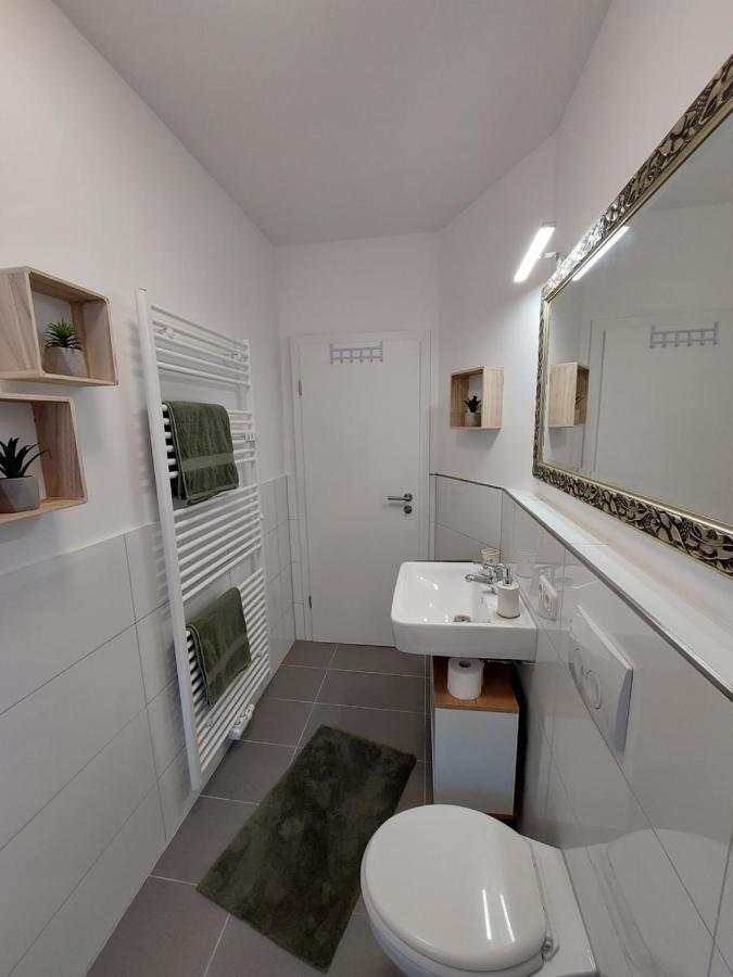 Gemuetliche Familienwohnung In Der Naehe Des Nordparks Und Des Norparkcenters! Bielefeld Esterno foto